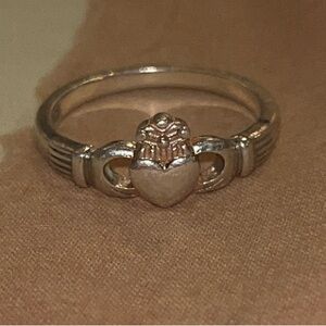 Sterling Silver Claddagh Ring